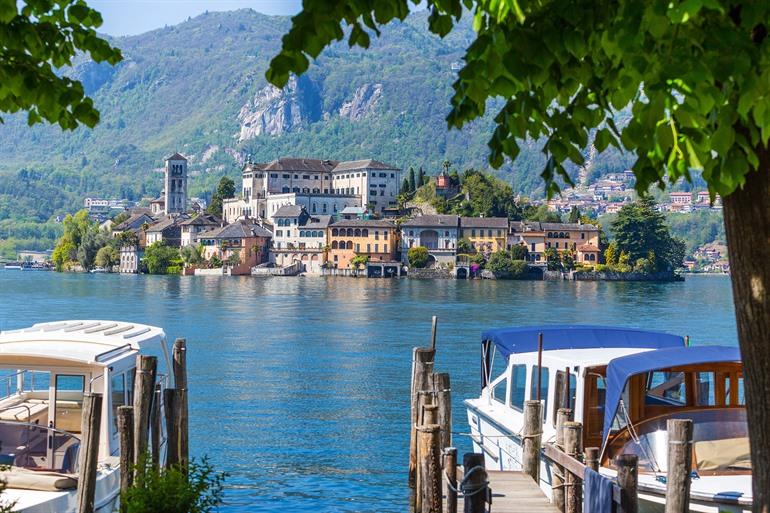Bootstour zum Isola San Giulio im Lago d'Orta