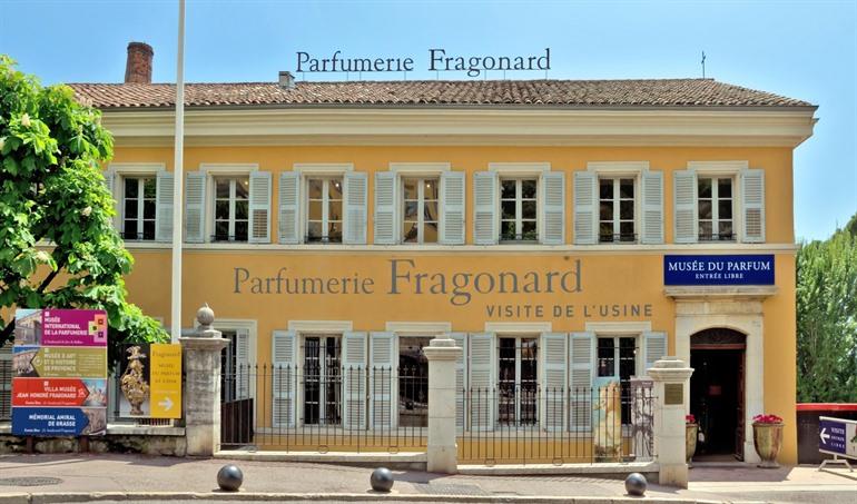 Besuchen Sie die Parfumeriefabrik Fragonard.