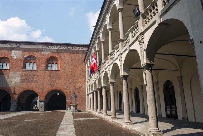 Broletto di Novara, Novara in Piemont