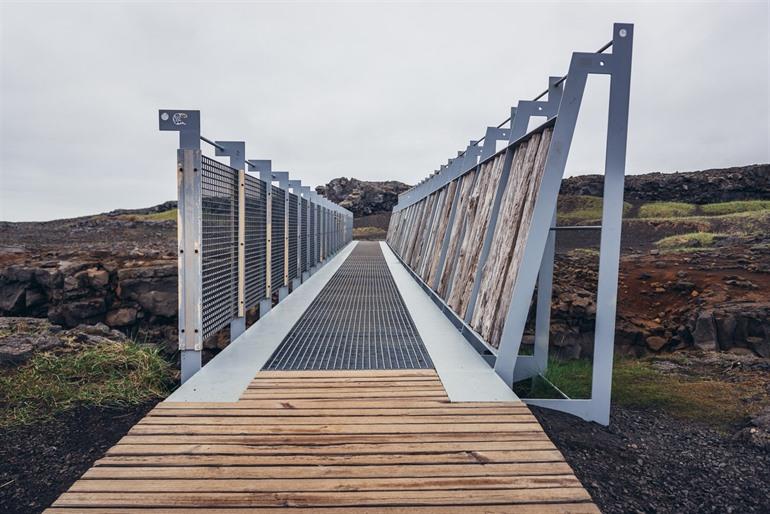 Brücke der Kontinente Island