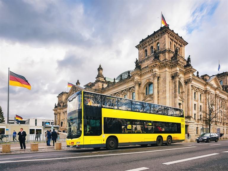 Bus zum Reichstag