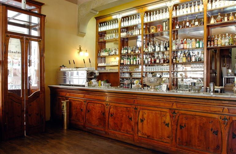 Caffè Meletti, historisches Café in Ascoli Piceno
