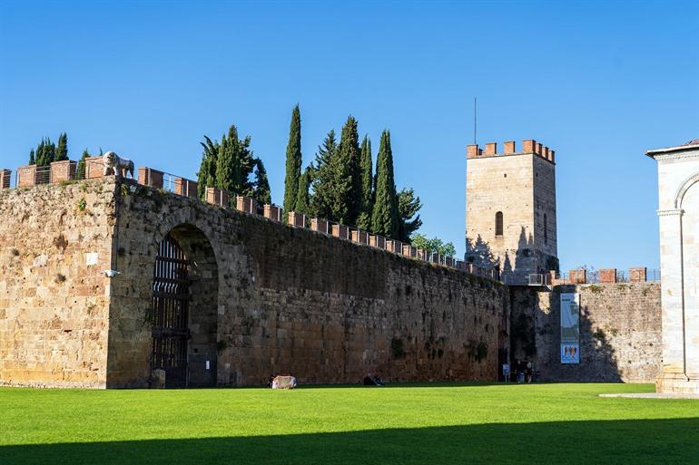 Stadmauerweg, Pisa