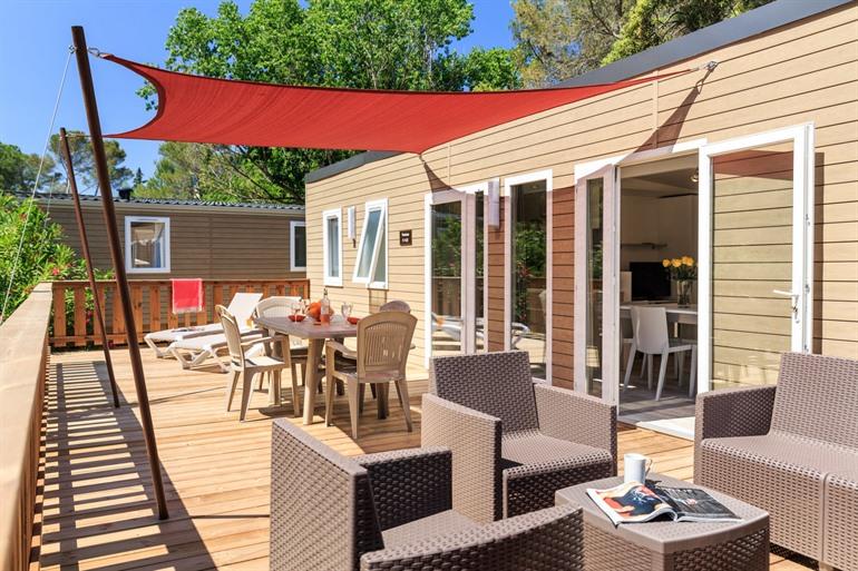 Camping Holiday Green buchen