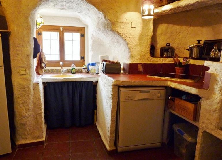 Casa Cueva Gaudix
