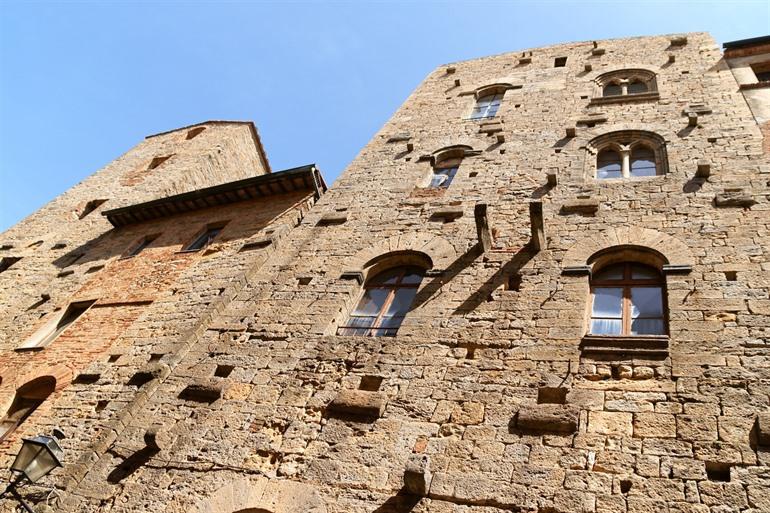 Toskanischer Haus-Turm