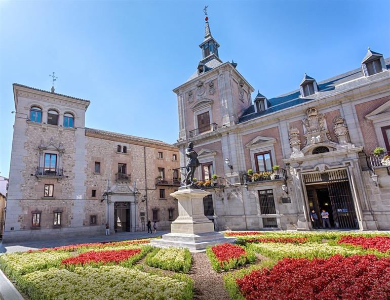 Kathedrale Santa Maria la Real de la Almudena Madrid