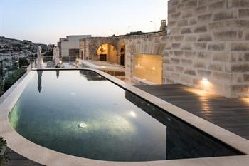 Cesca’s Boutique-Hotel