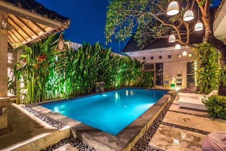 Charmantes, erschwingliches Lokal Bali Hostel in Kuta buchen