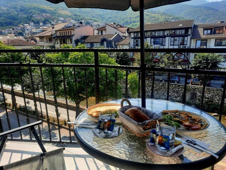 Comfort Hotel Prizren buchen, nur wenige Gehminuten von der Kathedrale entfernt