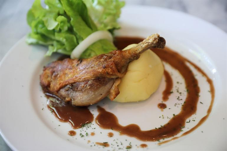 Entenconfit, lokale Spezialitäten probieren, Okzitanien