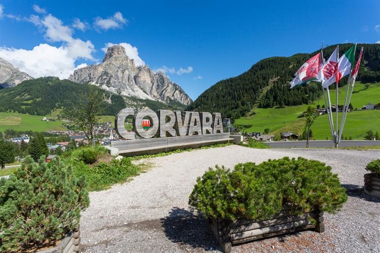 Corava, Dolomiten