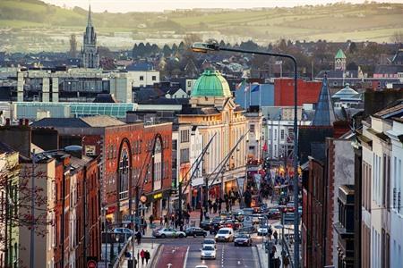 15 der schönsten Sehenswürdigkeiten in der Universitätsstadt Cork: Was sehen und erleben? + Karte