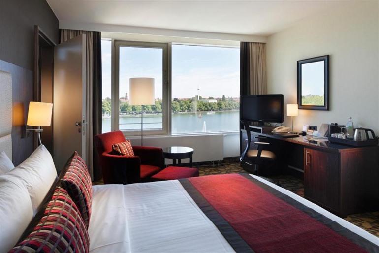 Courtyard by Marriott Hannover Maschsee buchen