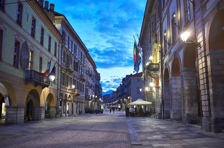 Cuneo, Ligurien