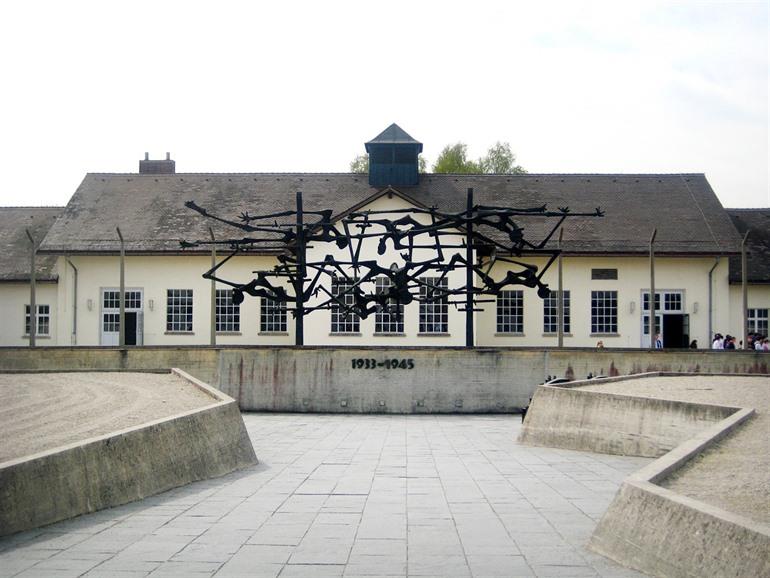Dachau besichtigen