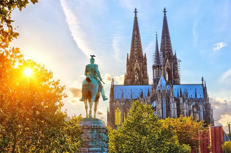 Die beiden westlichen Türme