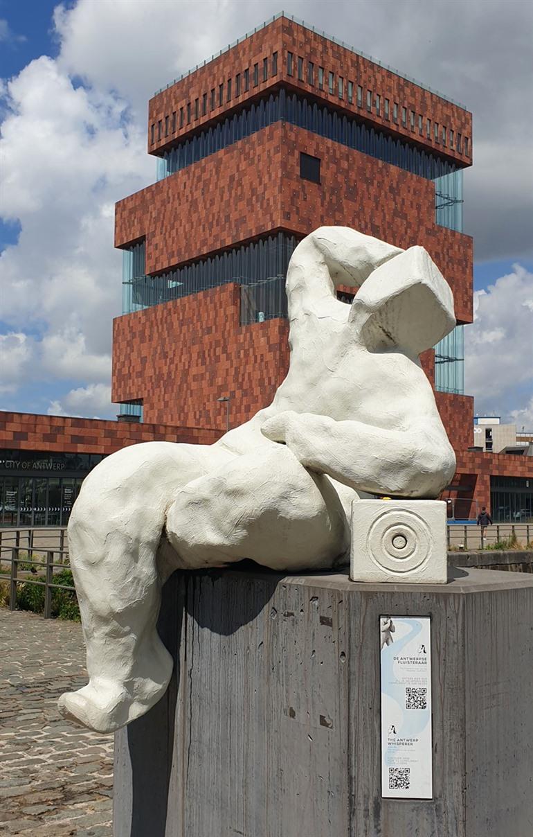 Der Flüsterer von Antwerpen, die kleine Insel in Antwerpen