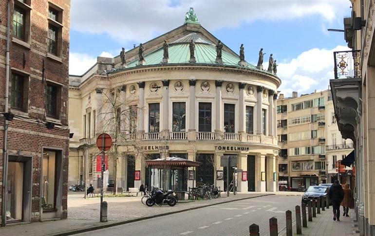 Das Bourla-Theater