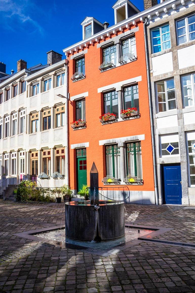 Der Cour Saint-Antoine