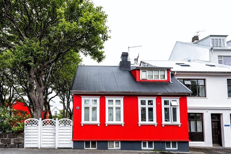 Die farbenfrohen Häuser Reykjaviks
