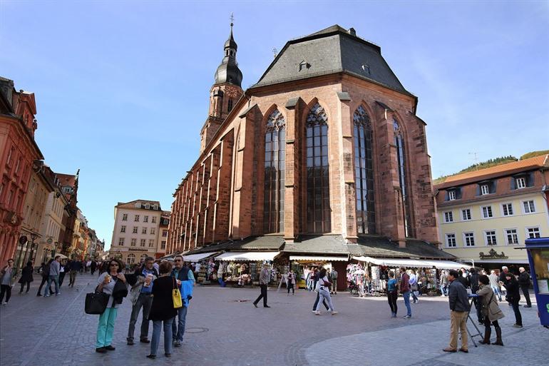 Die Heilige-Geist-Kirche in Heidelberg besichtigen
