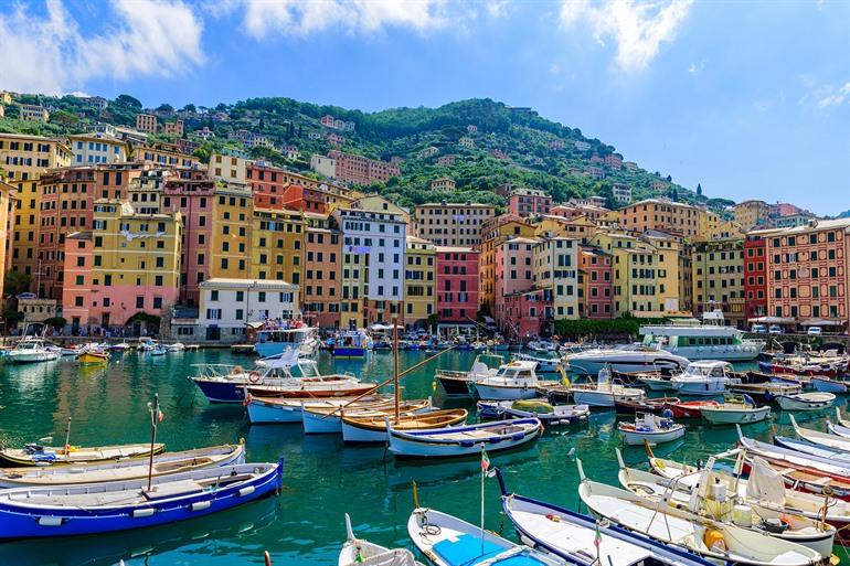 Die bunten Häuser von Camogli