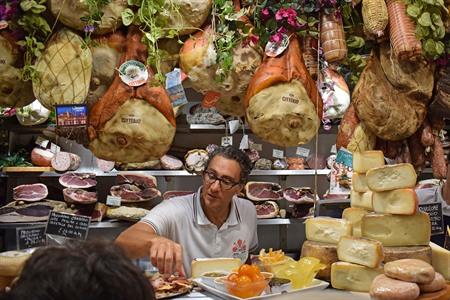 Die Markthallen von Florenz besuchen