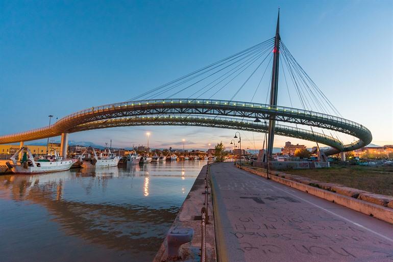 Die Ponte del Mare in Pescara