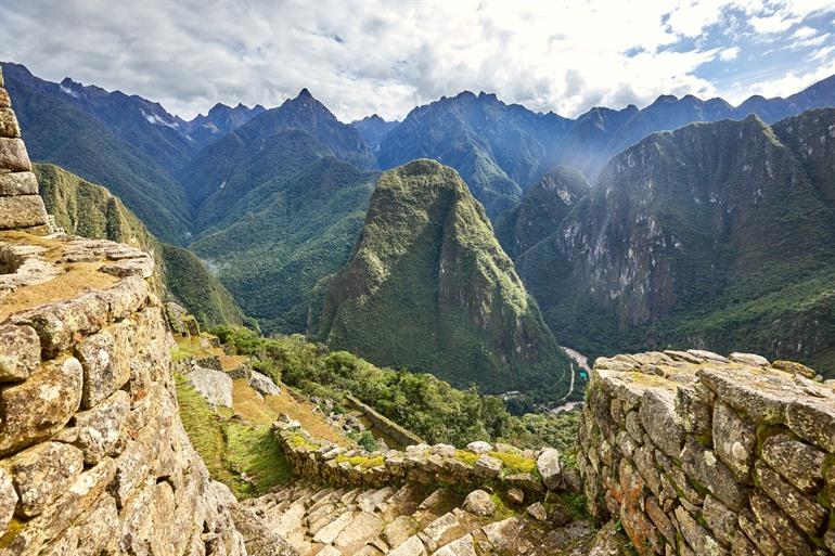 Die atemberaubende Berglandschaft rund um Machu Picchu