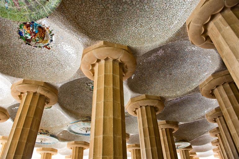 Der Sala Hipostila im Park Güell