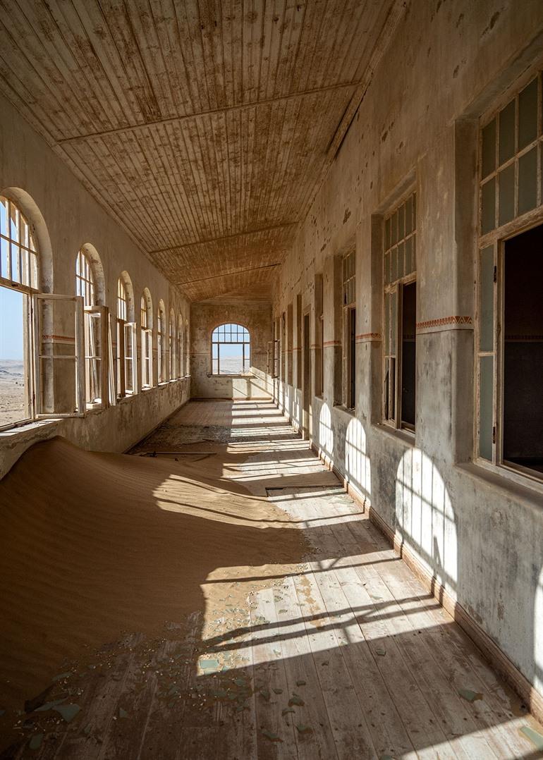 Die Geisterstadt Kolmanskop besichtigen