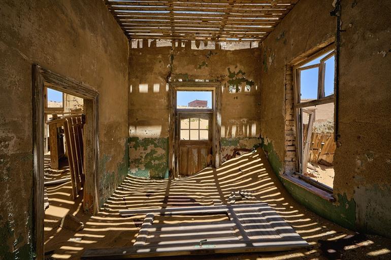 Die Geisterstadt Kolmanskop besichtigen