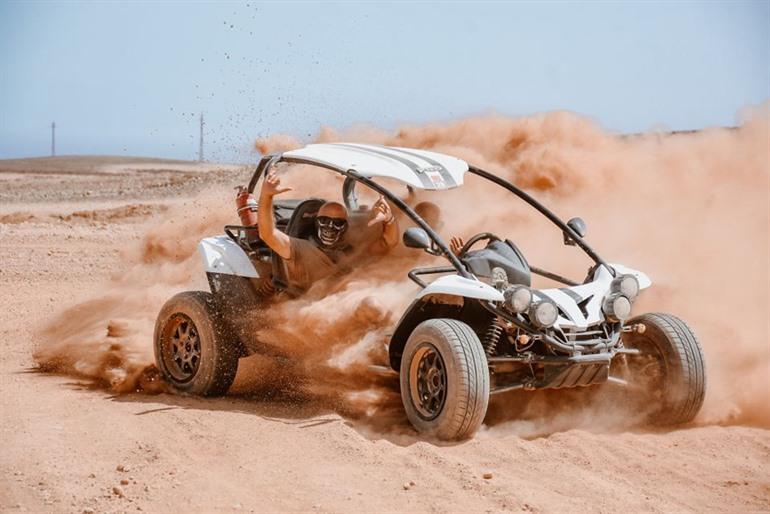 Buchen Sie eine Dünenbuggy-Tour auf Fuerteventura
