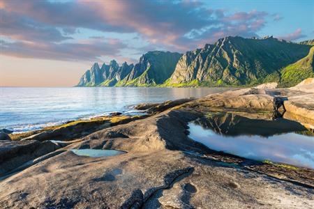 Teufelskiefer-Felsen auf Senja, Norwegen