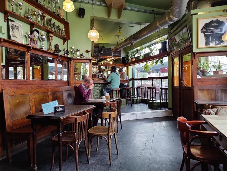 Eetcafé Zeezicht in Zurenborg