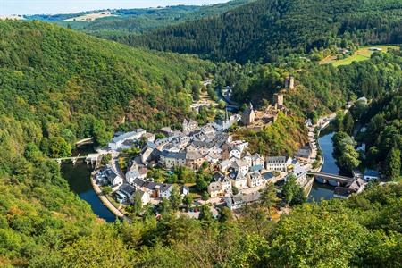 10 der schönsten Wanderungen in Luxemburg: Praktische Infos und Top-Sehenswürdigkeiten in der Nähe