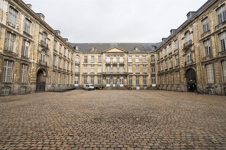 Fassade der Abtei Saint-Vaast, Arras