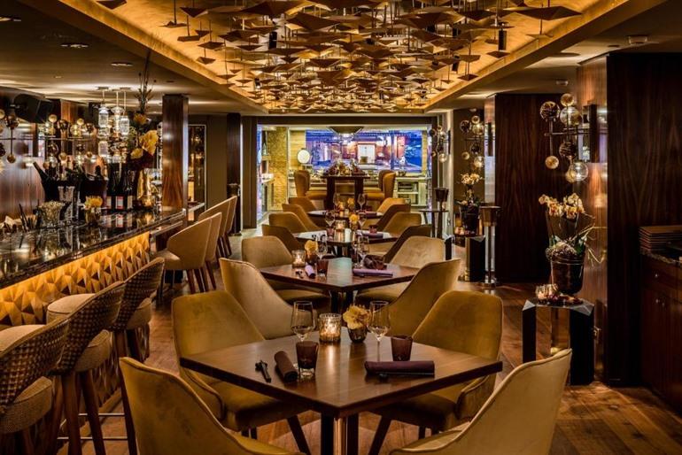 Fairmont Hotel Vier Jahreszeiten buchen