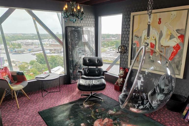 Faralda Kranenhotel (Amsterdam)