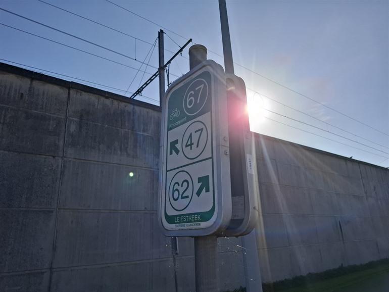Fahrradknotenpunkt Radweg bis nach Kortrijk