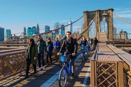 5 geführte Fahrradtouren in New York + So mieten Sie ein Fahrrad in New York an