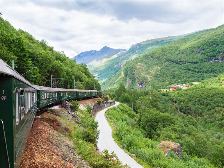 Flamsbana berühmte Zugstrecke in Norwegen