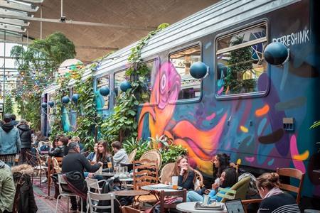 Die Foodhallen La Felicitá in Paris besuchen