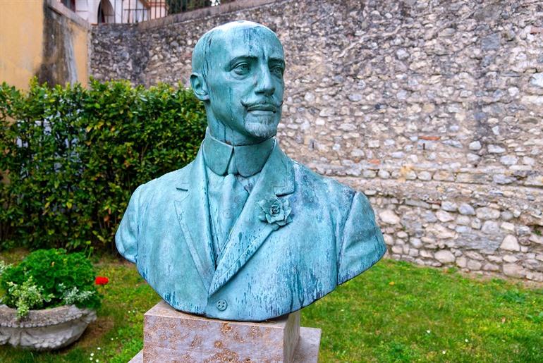 Gabriele D'Annunzio