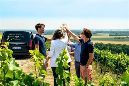 Genießen Sie einen Tag auf dem Land in Reims inklusive Verkostungen bei Maison Mumm