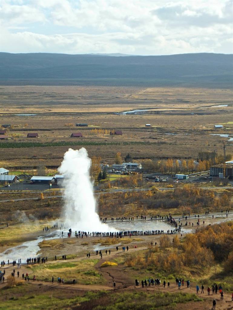 Geysir Island