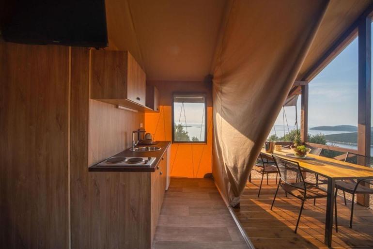 Glamping-Zelte und Mobilheime Trasorka buchen