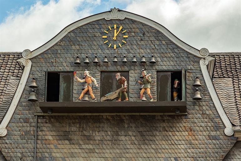 Glockenspiel und Figurenprogramm auf dem Marktplatz, Goslar