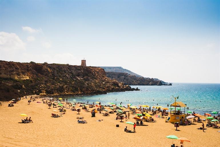 Golden Bay Strand Malta